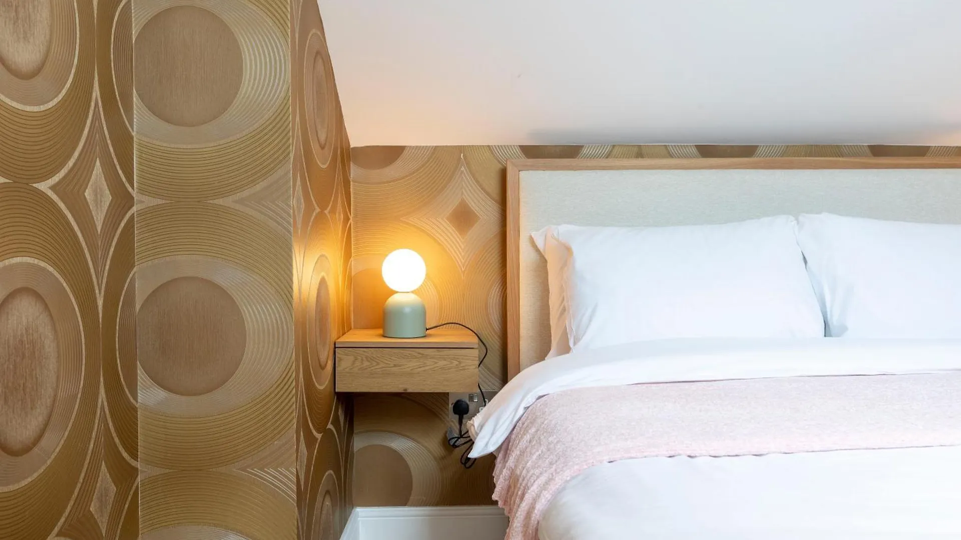 Bishops Way Apartments London